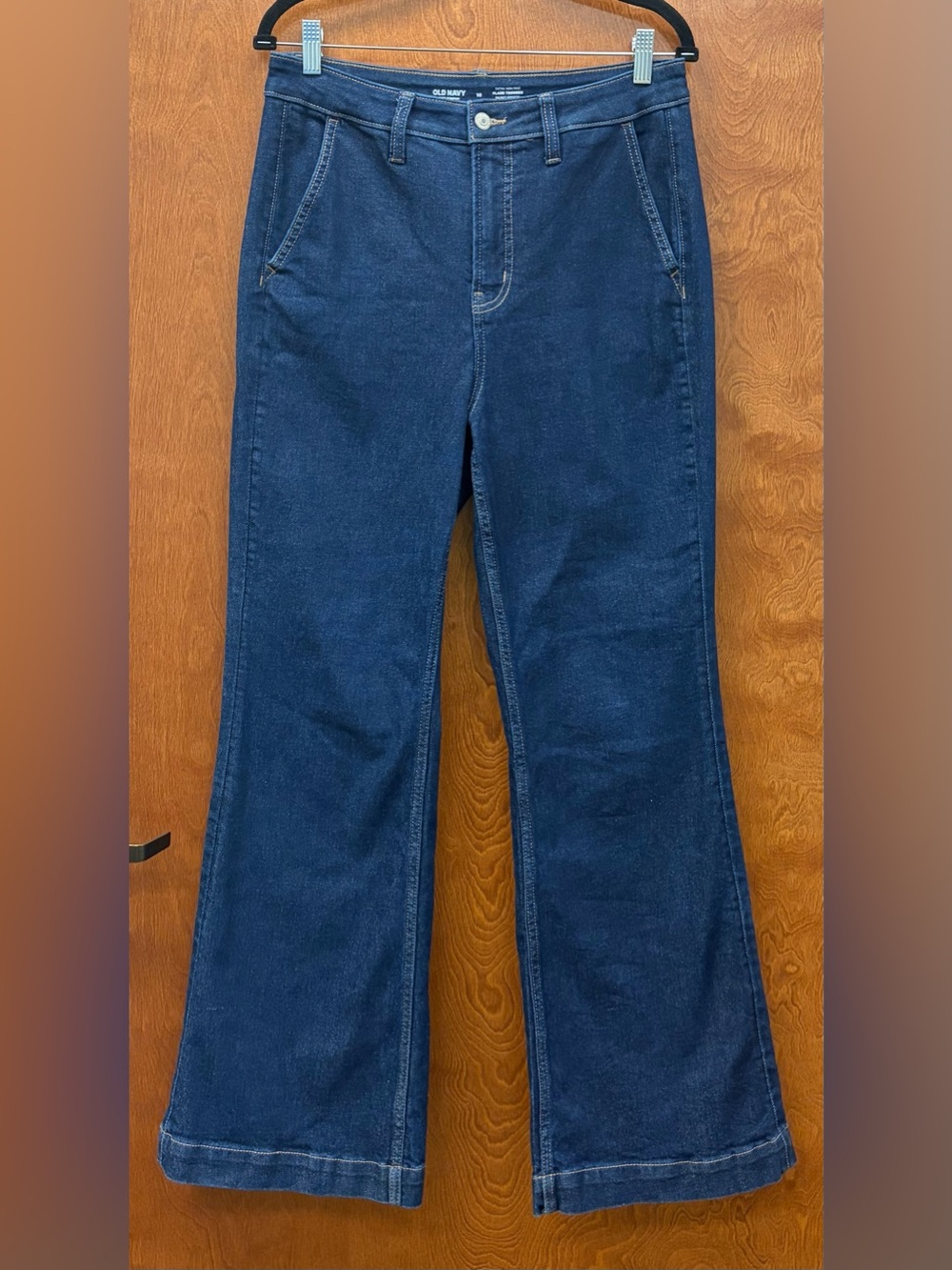 Old Navy Extra High Rise Flared Trouser Jeans Dark Wash 360 Stretch NWOT Size 10